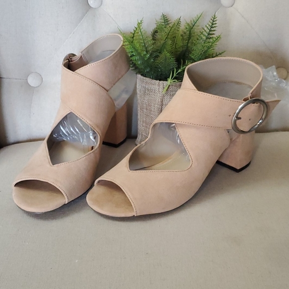 Style Charles heels, open toes/heels size 6.5 - Picture 1 of 11
